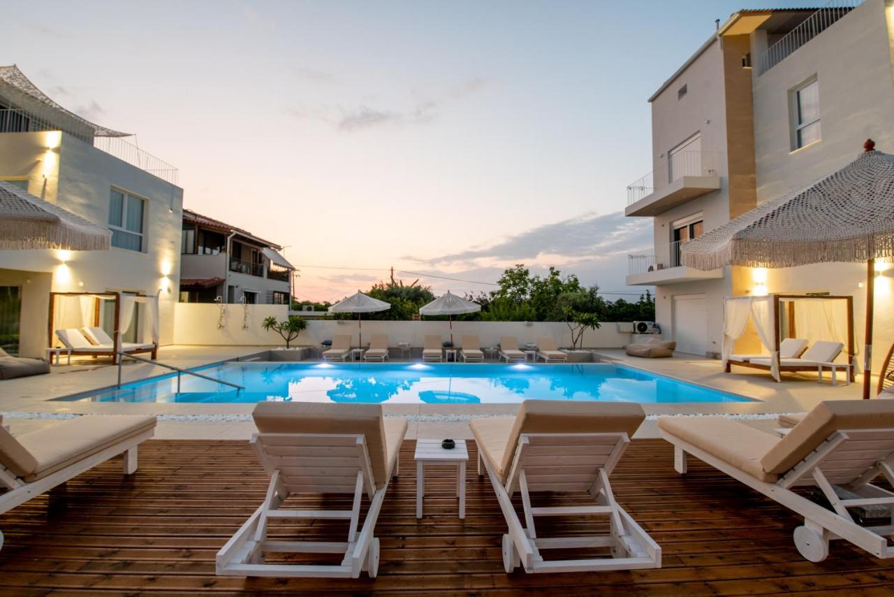Ennea Suites-Storm Suite Flámbouras Dış mekan fotoğraf